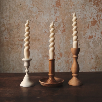 Komplet trzech świec dekoracyjnych z wosku sojowego